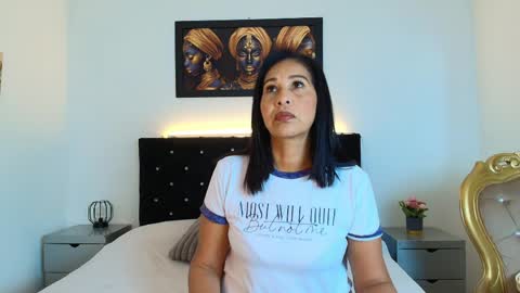  Shanon  online show from April 9, 11:48 am