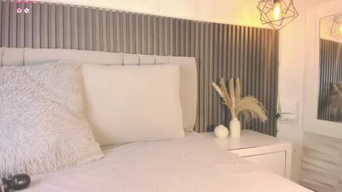 SHANON online show from October 29, 7:15 pm