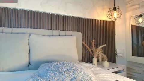 SHANON online show from February 12, 9:32 pm