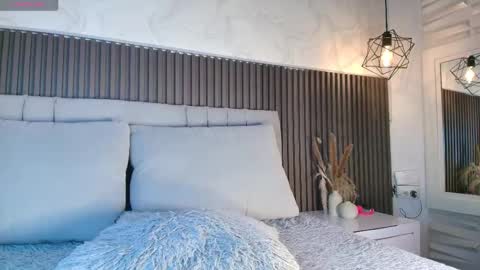 SHANON online show from March 26, 7:19 pm