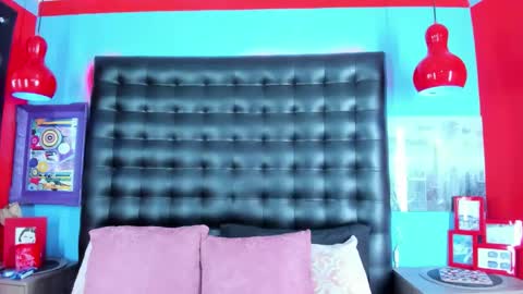 Snapshot of shantal_ferrer3 chatting on October 15, 5:02 pm shantal_ferrer3 online show from October 15, 5:02 pm