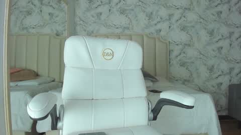 Shantal online show from February 12, 10:32 am