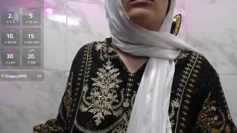 Snapshot of shantalakrisha chatting on February 22, 9:59 pm Shantala online show from February 22, 9:59 pm