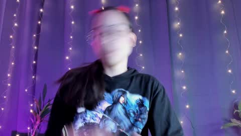 Snapshot of shantalcerezo chatting on January 2, 10:01 pm Cat-FOLLOWME and we talk IGshantal cerezo online show from January 2, 10:01 pm