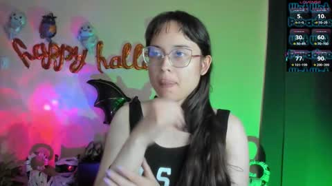 Snapshot of shantalcerezo chatting on October 23, 9:57 pm Cat-FOLLOWME and we talk IGshantal cerezo online show from October 23, 9:57 pm