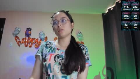 Snapshot of shantalcerezo chatting on October 26, 9:42 pm Cat-FOLLOWME and we talk IGshantal cerezo online show from October 26, 9:42 pm