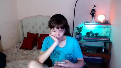 Snapshot of shantalfoxxy chatting on February 4, 2:21 pm SHANTA FOX s online show from February 4, 2:21 pm