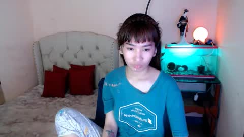 Snapshot of shantalfoxxy chatting on February 25, 9:31 am SHANTA FOX s online show from February 25, 9:31 am