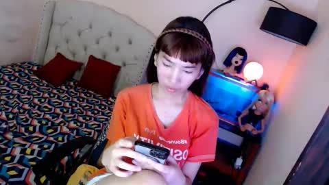 Snapshot of shantalfoxxy chatting on October 28, 12:19 pm SHANTA FOX s online show from October 28, 12:19 pm