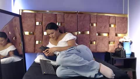 shantall 05 online show from February 5, 8:13 pm