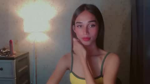 Snapshot of shantallfuckdoll chatting on April 28, 5:51 pm shantallfuckdoll online show from April 28, 5:51 pm