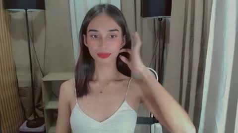 Snapshot of shantallfuckdoll chatting on May 18, 4:07 am shantallfuckdoll online show from May 18, 4:07 am