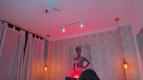 Shantal online show from December 17, 11:16 am