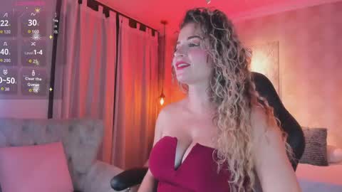 Snapshot of shantalll__ chatting on May 25, 11:05 am Shantal online show from May 25, 11:05 am