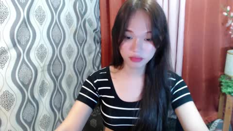 Snapshot of shantel_xx chatting on December 18, 3:00 pm Shantel online show from December 18, 3:00 pm
