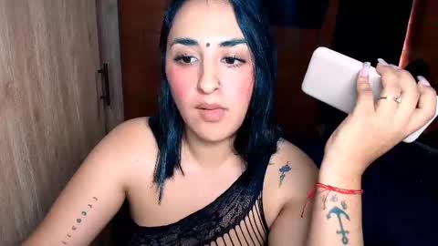 Snapshot of sharain chatting on February 26, 7:38 pm My real name is bella  Much Gust  online show from February 26, 7:38 pm