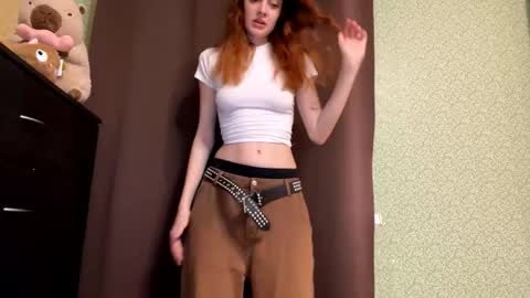 Snapshot of sharitaklemme chatting on November 23, 6:30 pm Coraline online show from November 23, 6:30 pm