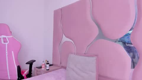 Sharith online show from April 13, 9:09 pm