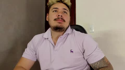 jhon deibyd online show from December 24, 8:33 am