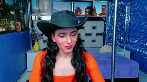 Sharlond online show from April 15, 7:58 pm