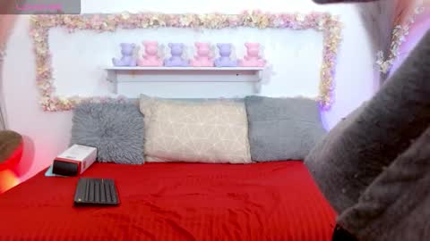 sharlotaustral18_ online show from February 25, 2:10 am