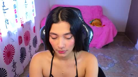 Snapshot of sharlott_pamela chatting on November 8, 4:51 pm Pamela online show from November 8, 4:51 pm