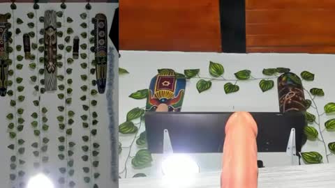 Snapshot of sharlotte_sexx chatting on May 31, 2:31 am S online show from May 31, 2:31 am