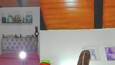 Snapshot of sharlotte_sexx chatting on June 6, 7:24 am S online show from June 6, 7:24 am