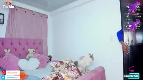 Snapshot of sharon_hill1 chatting on October 17, 10:12 pm Jessica independent model online show from October 17, 10:12 pm