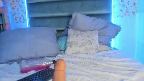 Sharon online show from January 21, 6:23 pm