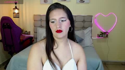 Snapshot of sharon_makelove chatting on June 28, 6:36 pm ESTEFI online show from June 28, 6:36 pm