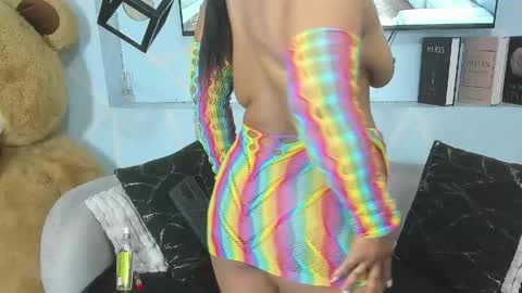 Sharon Noa online show from April 15, 7:58 pm