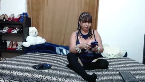 Snapshot of sharon_stonne_66 chatting on January 31, 9:05 am S H A R O N online show from January 31, 9:05 am