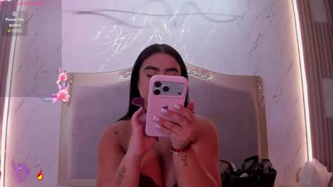 Snapshot of sharonlewy_ chatting on June 2, 2:52 pm Sharon online show from June 2, 2:52 pm