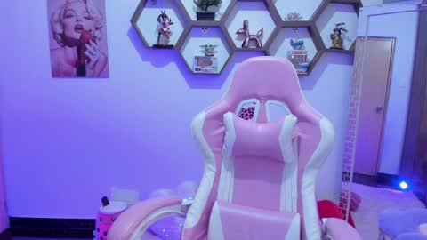 Sharon online show from April 3, 10:41 pm