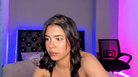 Snapshot of sharonstar13 chatting on February 11, 8:31 pm Sharon Star online show from February 11, 8:31 pm