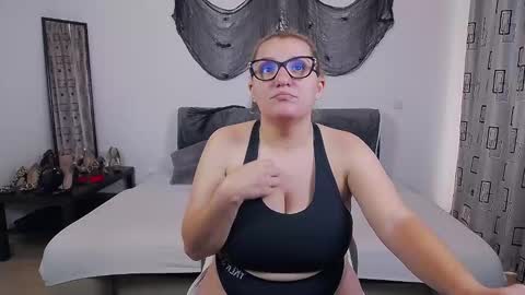 sharronalexa online show from October 21, 11:00 am