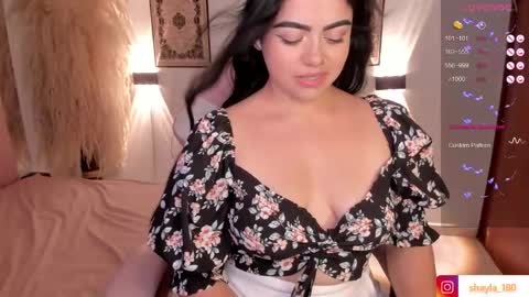 Snapshot of shayla_18 chatting on February 11, 11:44 pm dalila online show from February 11, 11:44 pm