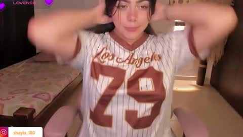 Snapshot of shayla_18 chatting on October 17, 4:26 am dalila online show from October 17, 4:26 am