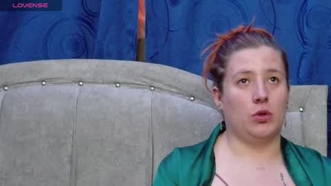 Shayla  online show from November 10, 2:38 pm