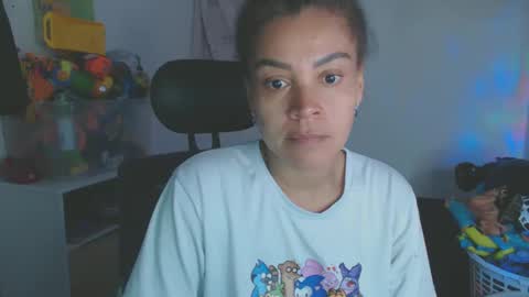Snapshot of shayna_cute chatting on September 26, 11:53 pm Shayna online show from September 26, 11:53 pm