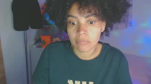 Snapshot of shayna_cute chatting on October 18, 12:57 am Shayna online show from October 18, 12:57 am