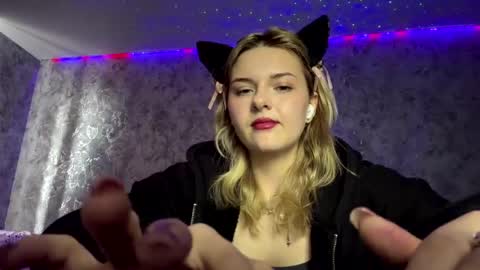 Nasty online show from April 19, 5:18 am