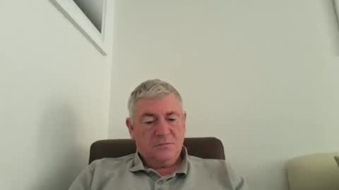 she52 online show from November 20, 9:09 am