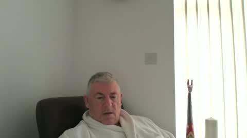 she52 online show from February 8, 10:18 am