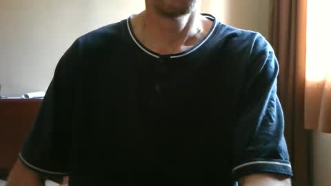 Snapshot of shedevr02 chatting on September 27, 7:13 am Roger online show from September 27, 7:13 am