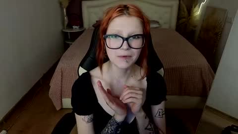Snapshot of sheena_coy chatting on May 31, 1:18 pm Sheena online show from May 31, 1:18 pm