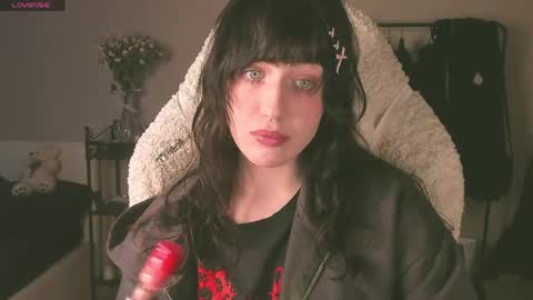 Snapshot of sheeny_shy chatting on April 26, 2:48 pm Chiara online show from April 26, 2:48 pm