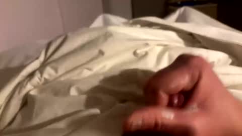 Snapshot of sheesh54321 chatting on November 6, 9:43 am sheesh54321 online show from November 6, 9:43 am