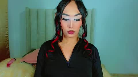 sheessy online show from December 4, 11:08 am